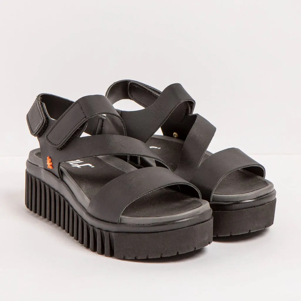 Brighton Cross Strap