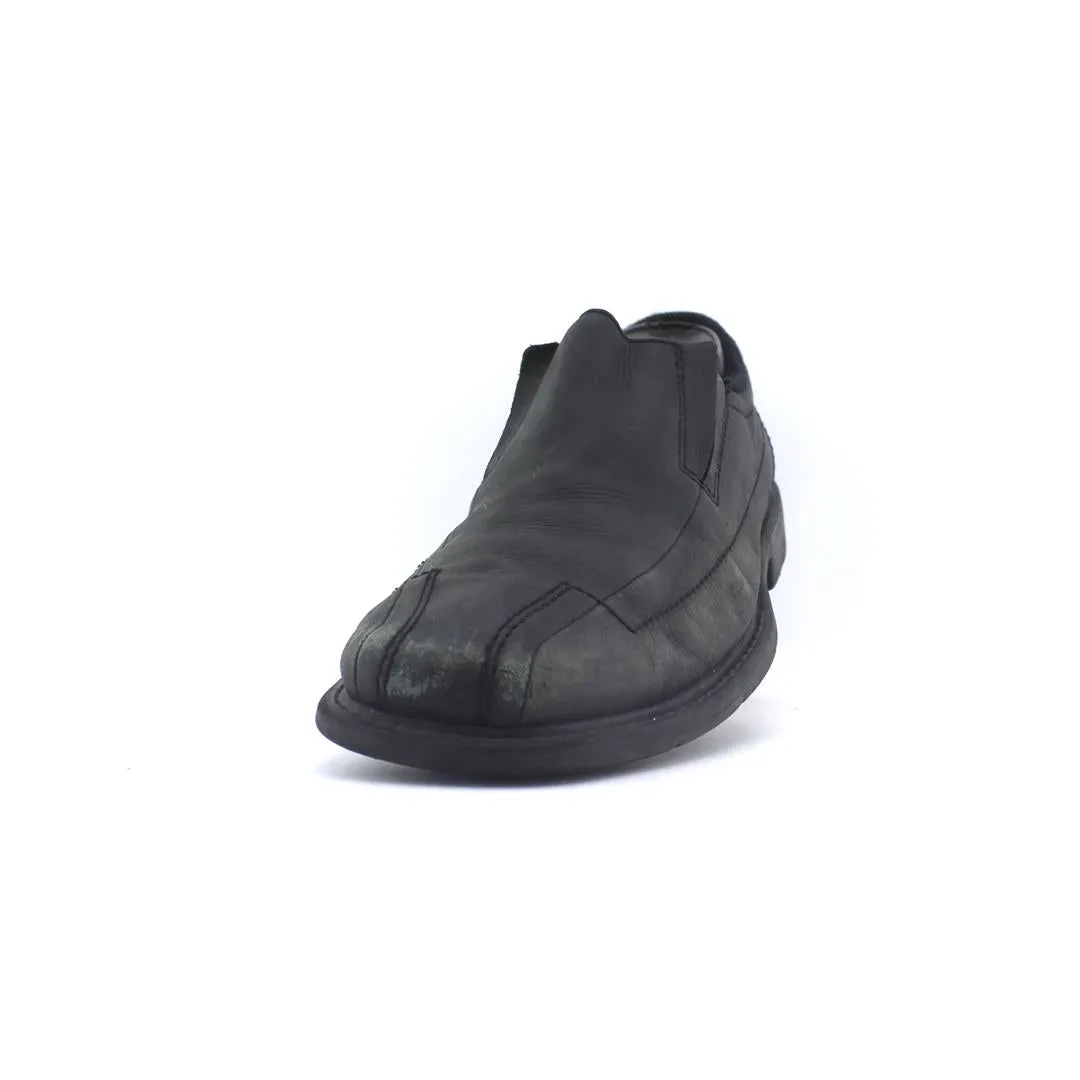 CLARKS EST1825
