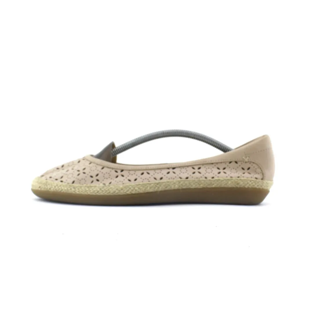 CLARKS ULTIMATE COMFORT