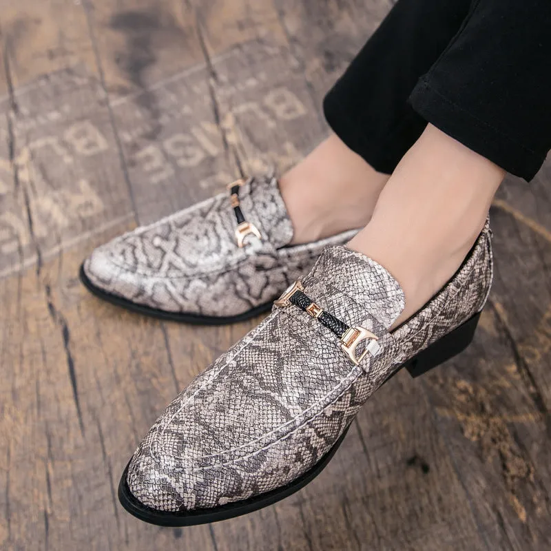 Hairdresser leather shoes for men with suit pants snake pattern pointed toe casual nightclub bar slip-on leather shoes T stage social guy