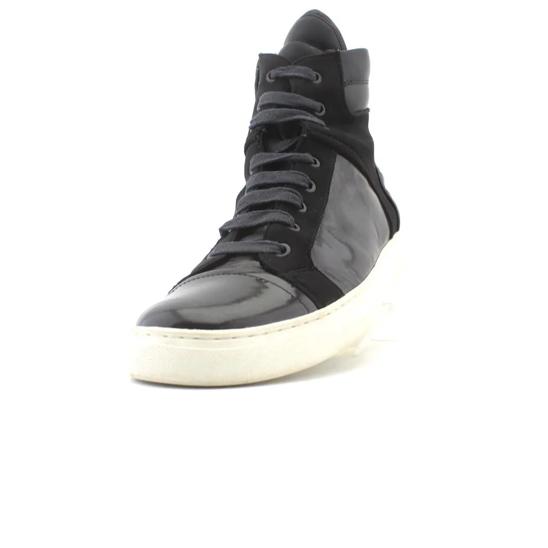 KENNETH COLE REACTION NEW YORK