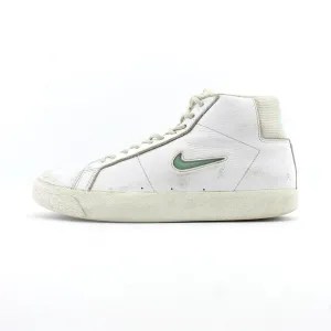 NIKE BLAZER MID