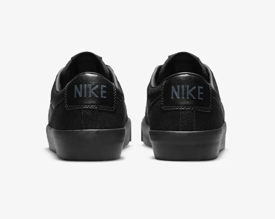 Nike SB Zoom Blazer Low Pro GT (Black/Black-Black-Anthracite)