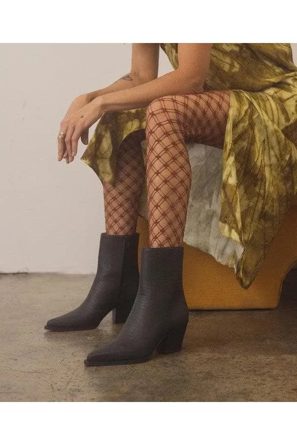OASIS SOCIETY Miley - Alligator Print Booties