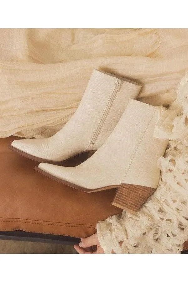 OASIS SOCIETY Miley - Alligator Print Booties