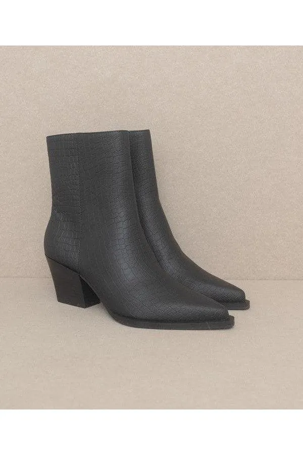 OASIS SOCIETY Miley - Alligator Print Booties