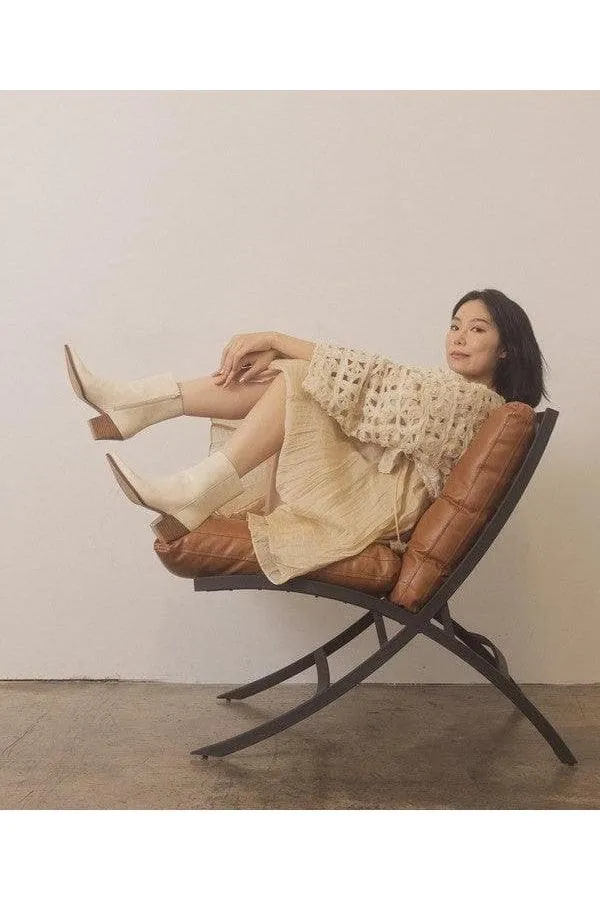 OASIS SOCIETY Miley - Alligator Print Booties