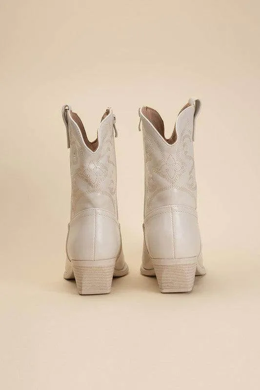 Womens Shoes Willa-1 Western Boots
