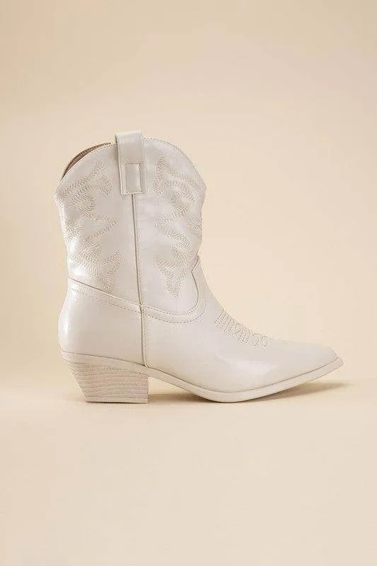 Womens Shoes Willa-1 Western Boots